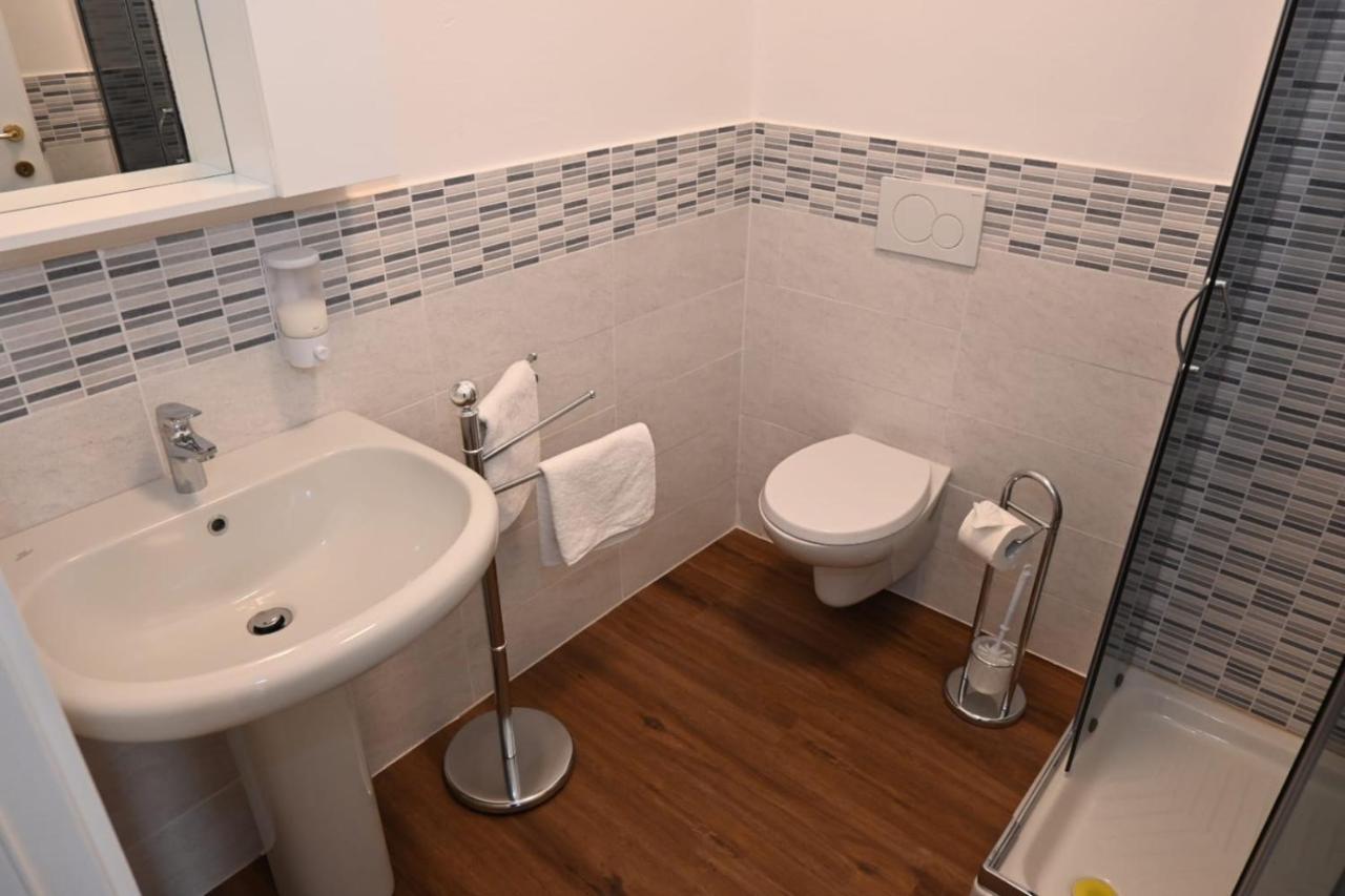B&B Del Corso Castano Primo Ngoại thất bức ảnh
