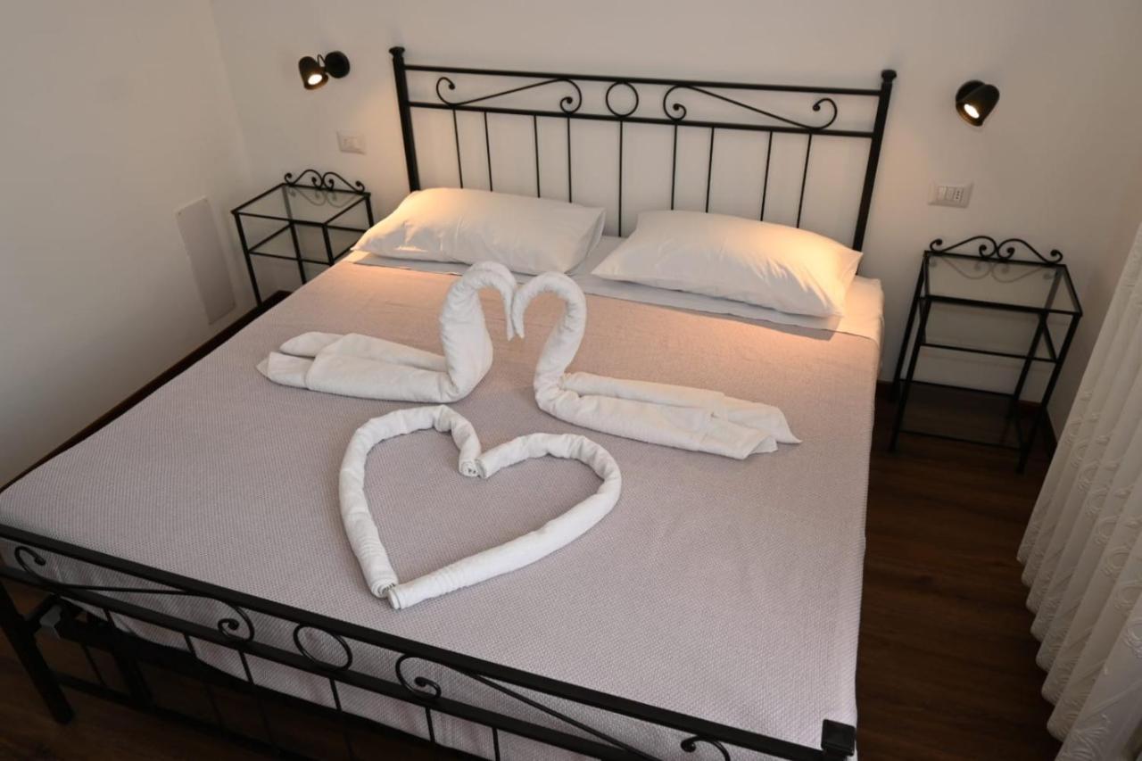 B&B Del Corso Castano Primo Ngoại thất bức ảnh